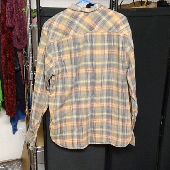 Multi colored levi's button down - Picture 3 of 4